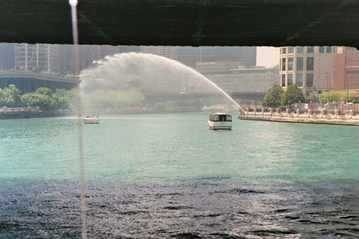 USA IL Chicago 2003JUN07 RiverTour 002